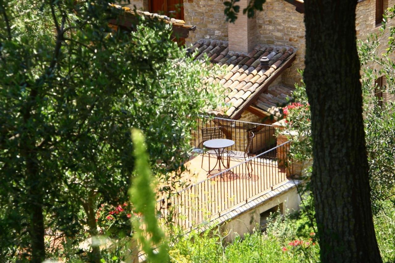 Agriturismo Le Case Assisi Bagian luar foto